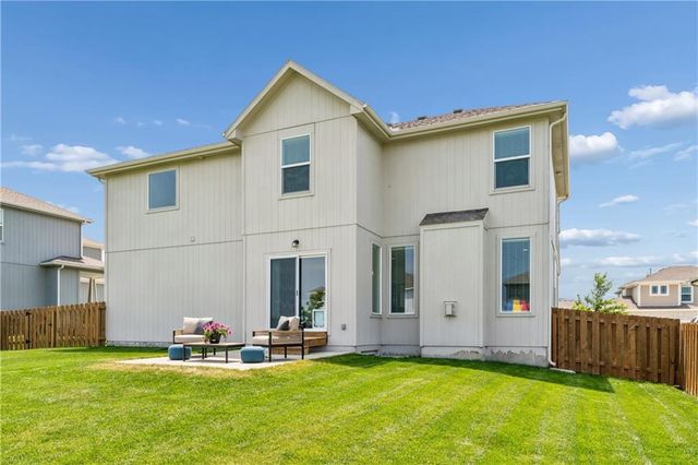 28412 W 161St Terrace, Gardner, KS 66030
