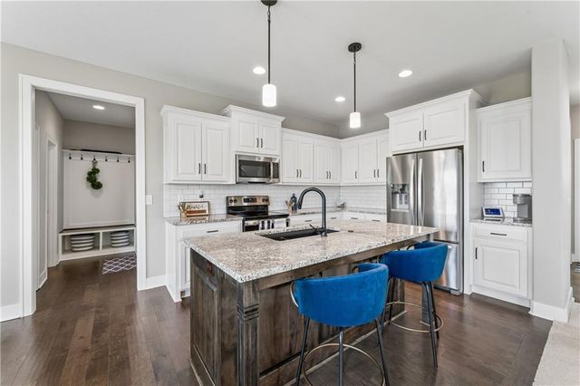 28412 W 161St Terrace, Gardner, KS 66030