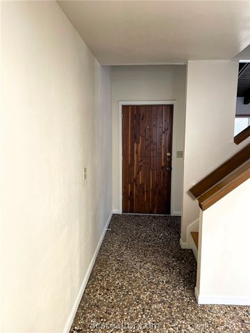 804 Eagle Pass Street, Bryan, TX 77802