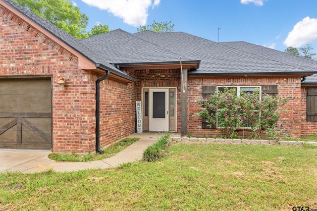 710 Willowood St., Longview, TX 75604