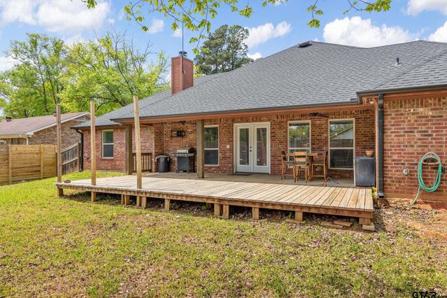 710 Willowood St., Longview, TX 75604