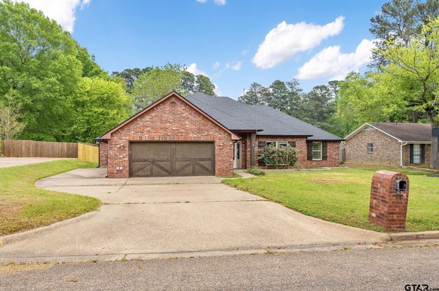 710 Willowood St., Longview, TX 75604