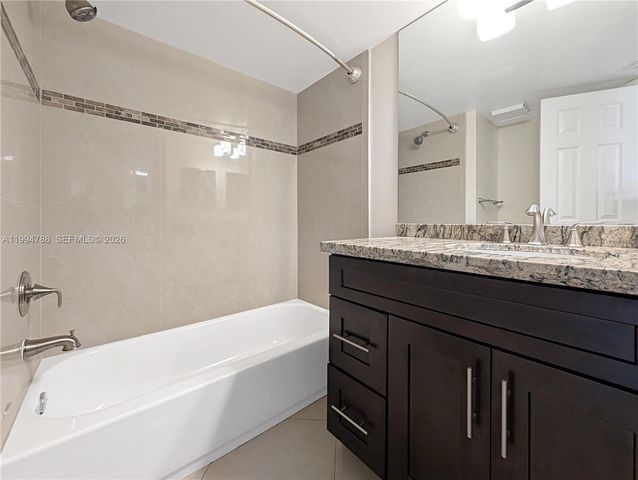 10501 W Broward Blvd 408, Plantation, FL 33324