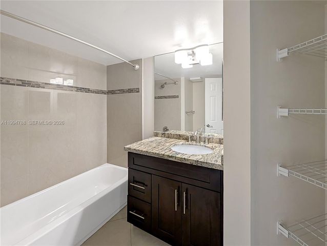 10501 W Broward Blvd 408, Plantation, FL 33324