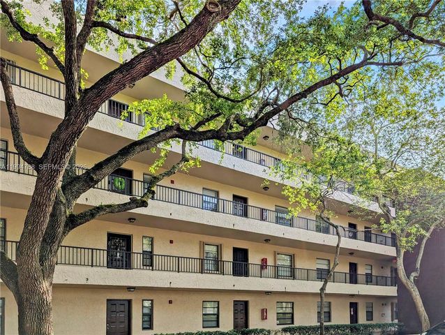 10501 W Broward Blvd 408, Plantation, FL 33324