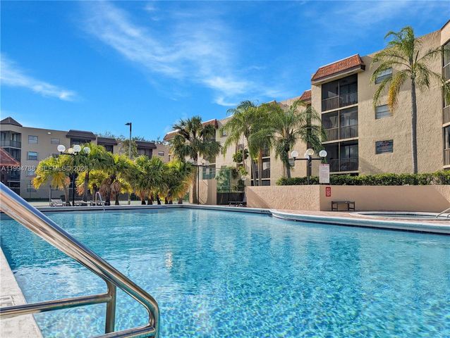 10501 W Broward Blvd 408, Plantation, FL 33324