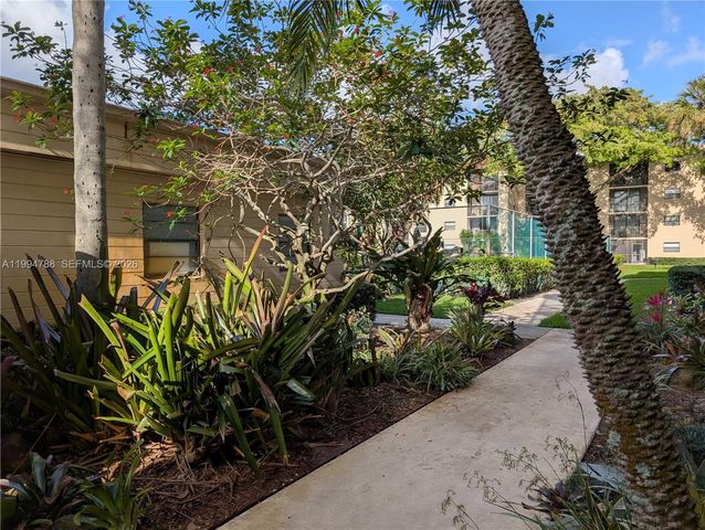 10501 W Broward Blvd 408, Plantation, FL 33324