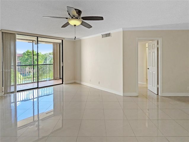 10501 W Broward Blvd 408, Plantation, FL 33324