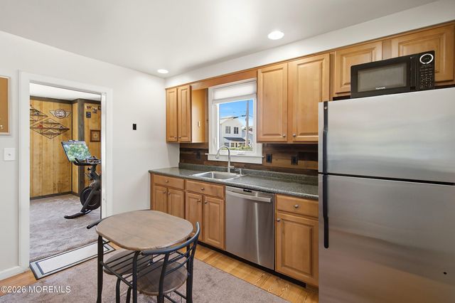 123 W Church Street, Milltown, NJ 08850