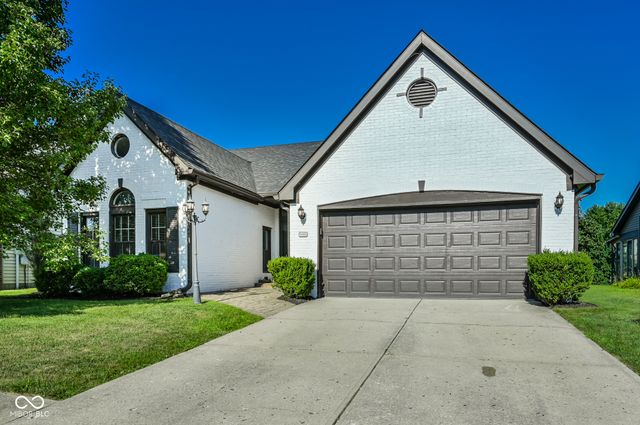 8888 Pine Tree Boulevard, Indianapolis, IN 46256