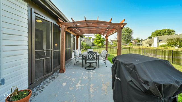 8888 Pine Tree Boulevard, Indianapolis, IN 46256