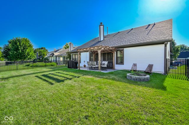 8888 Pine Tree Boulevard, Indianapolis, IN 46256