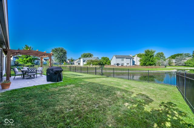 8888 Pine Tree Boulevard, Indianapolis, IN 46256