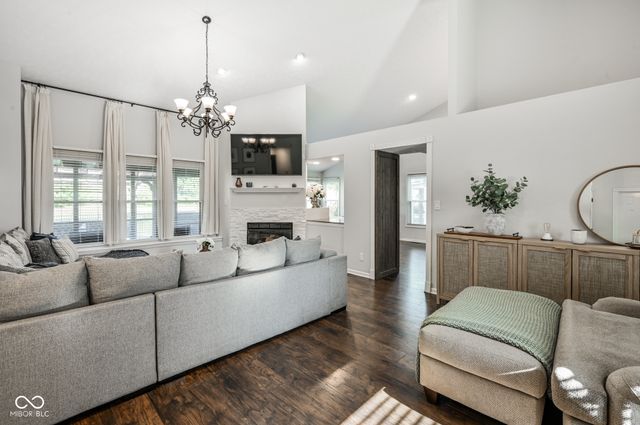 8888 Pine Tree Boulevard, Indianapolis, IN 46256