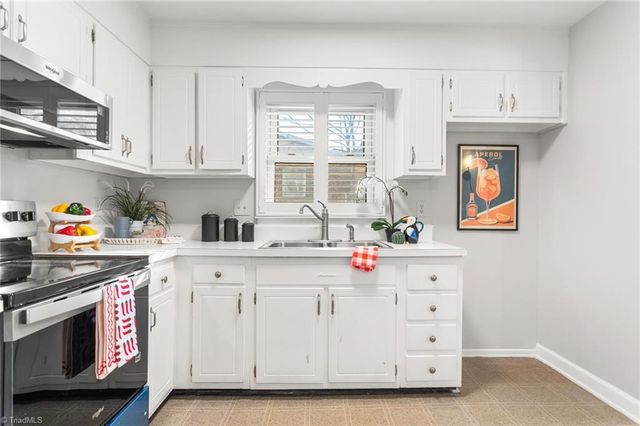 1305 Lashley Park Drive, Gibsonville, NC 27249