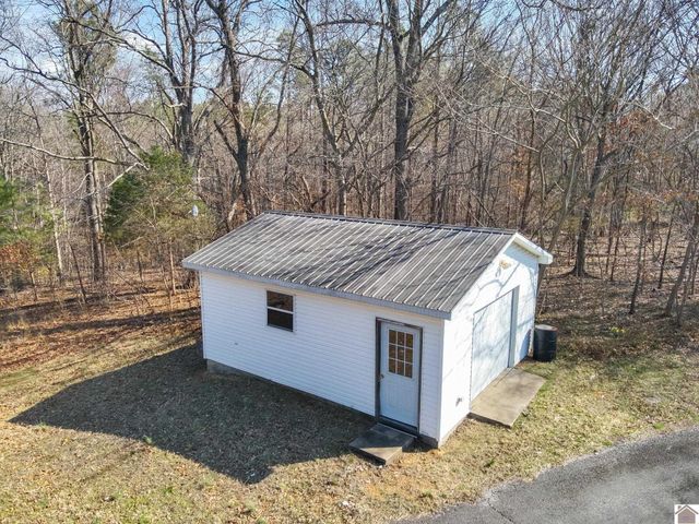 9721 US Hwy 68 E, Benton, KY 42025