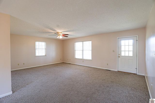 9721 US Hwy 68 E, Benton, KY 42025