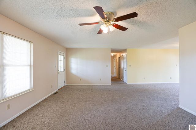 9721 US Hwy 68 E, Benton, KY 42025