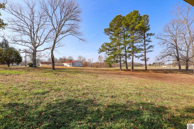 9721 US Hwy 68 E, Benton, KY 42025