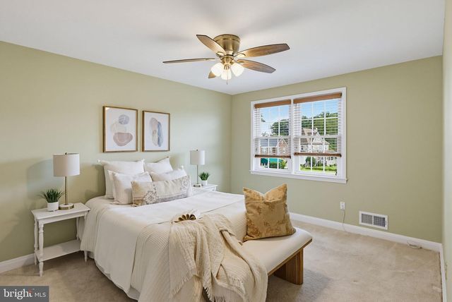 332 SMALL CT, Baltimore, MD 21228