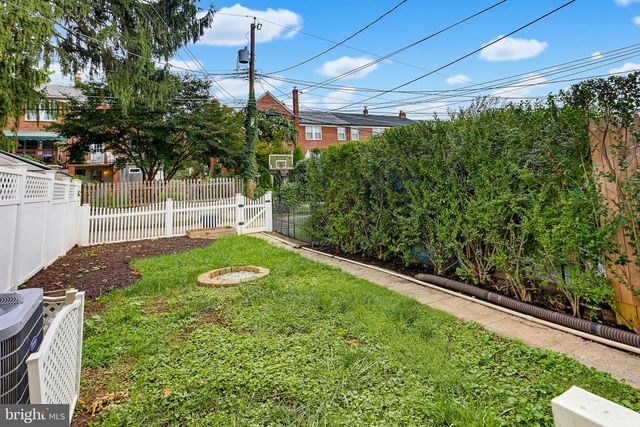 332 SMALL CT, Baltimore, MD 21228
