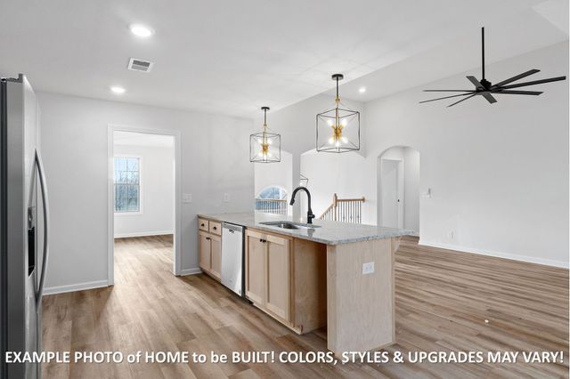 322 Tisha Ct, Clarksville, TN 37042