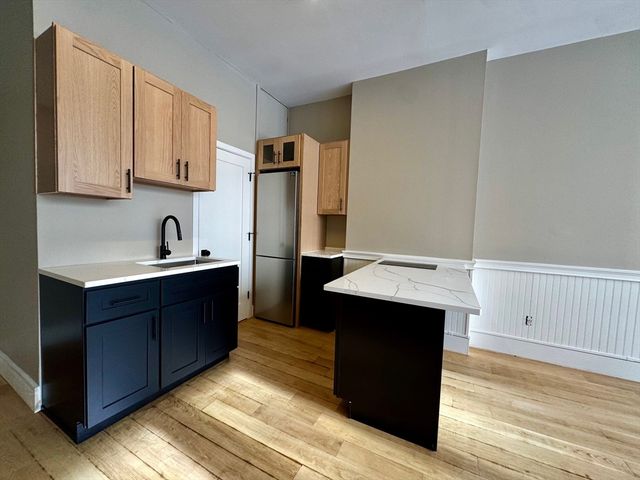 528 Tremont 2A, Boston, MA 02116
