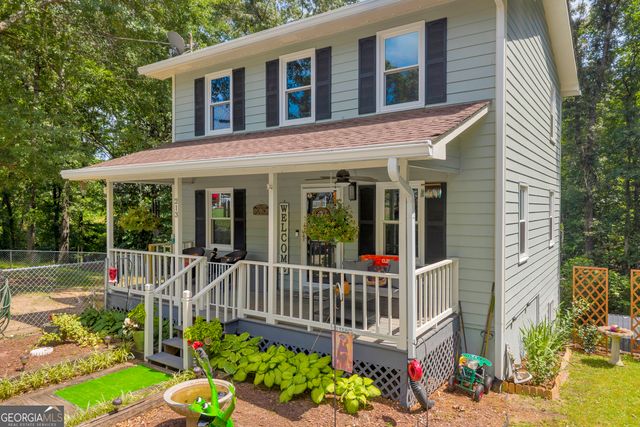 213 Hidden Lakes Drive, Toccoa, GA 30577