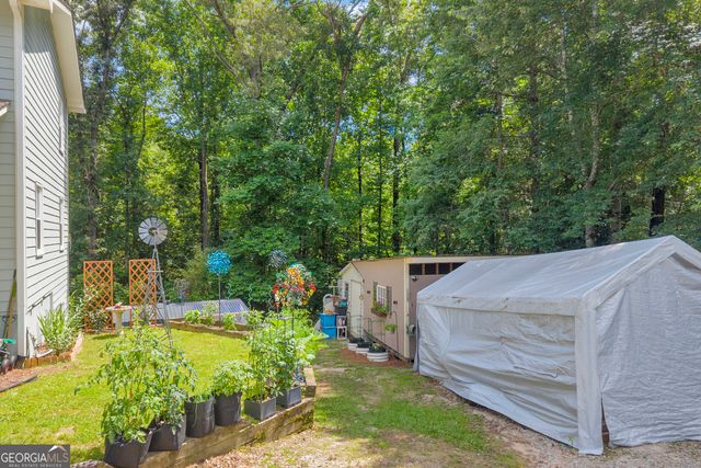 213 Hidden Lakes Drive, Toccoa, GA 30577