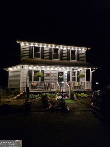 213 Hidden Lakes Drive, Toccoa, GA 30577
