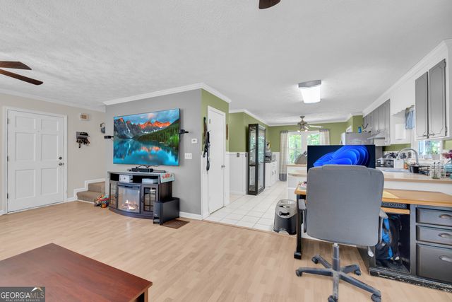 213 Hidden Lakes Drive, Toccoa, GA 30577