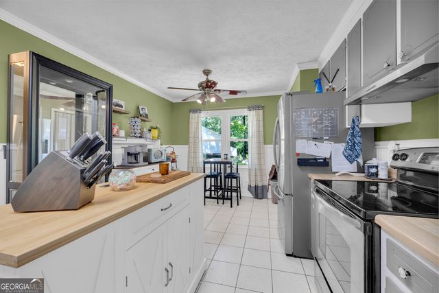 213 Hidden Lakes Drive, Toccoa, GA 30577