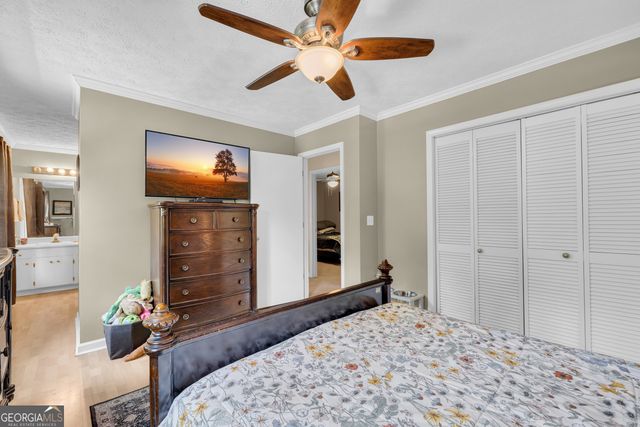 213 Hidden Lakes Drive, Toccoa, GA 30577