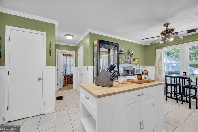 213 Hidden Lakes Drive, Toccoa, GA 30577