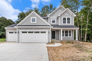 784 Petoskey Stone Drive, Byron Twp, MI 49315