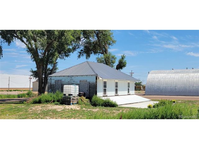 420 E 2nd St, Julesburg, CO 80737