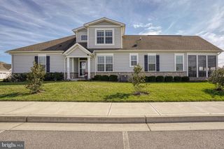 917 MOORINGS CIR #131, Stevensville, MD 21666