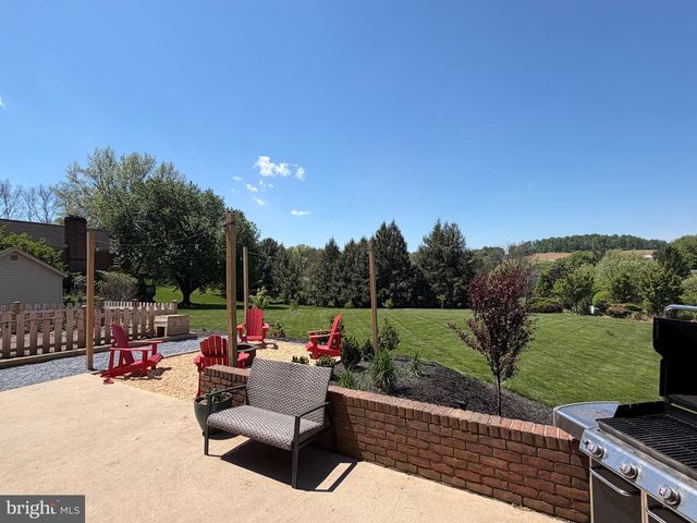 4 APACHE CIR, Conestoga, PA 17516