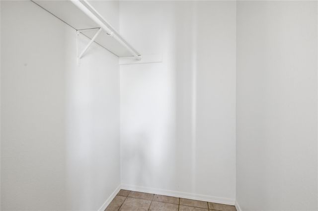 2412 Burleson CT A, Austin, TX 78741