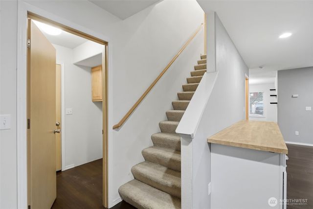 10807 Tucannon Court, Yelm, WA 98597