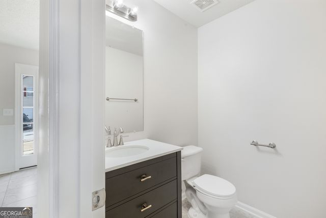 3239 Timber Ridge, South Fulton, GA 30349