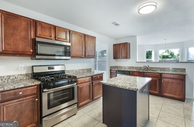 3239 Timber Ridge, South Fulton, GA 30349