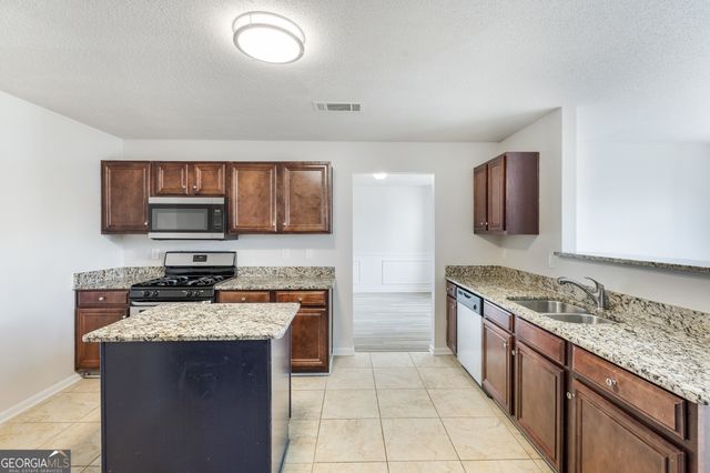 3239 Timber Ridge, South Fulton, GA 30349