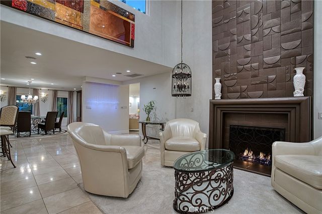 4760 Corbin Avenue, Tarzana, CA 91356