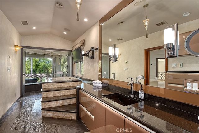 4760 Corbin Avenue, Tarzana, CA 91356