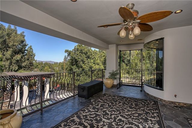 4760 Corbin Avenue, Tarzana, CA 91356