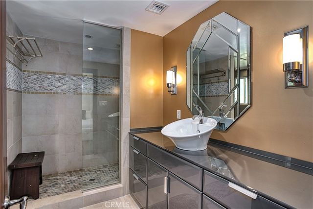 4760 Corbin Avenue, Tarzana, CA 91356