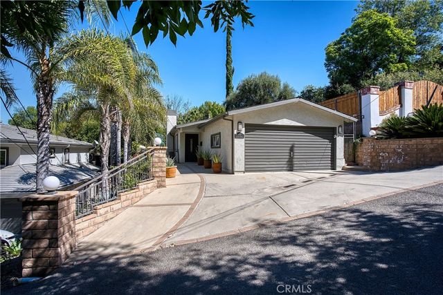 4760 Corbin Avenue, Tarzana, CA 91356