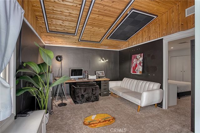 4760 Corbin Avenue, Tarzana, CA 91356