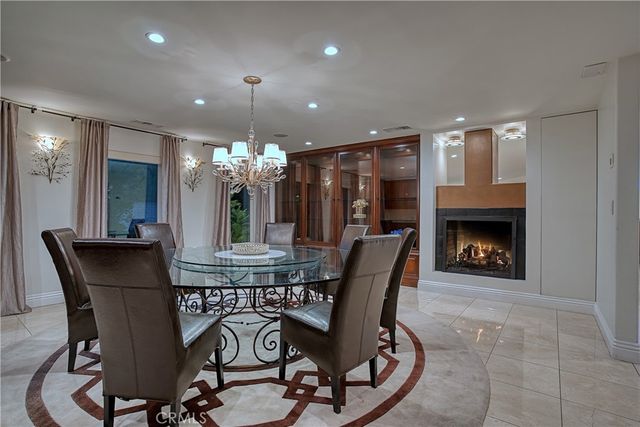 4760 Corbin Avenue, Tarzana, CA 91356